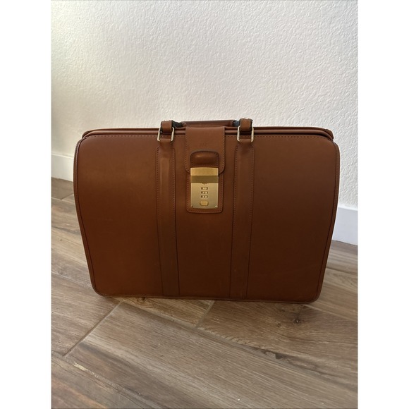 Vintage Coach Brown Leather Briefcase E7H-5420 w/ Gold Lock And Monogram 14